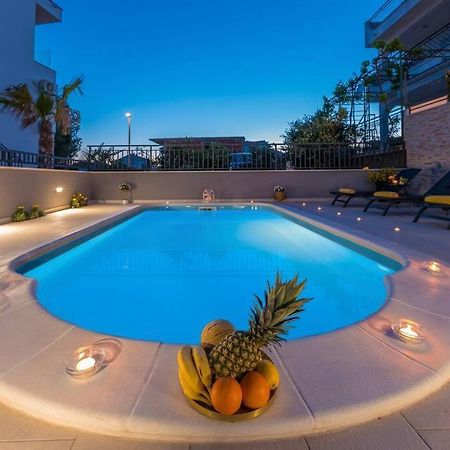 Villa Seaview With Pool - Apartment Cotton Trogir Zewnętrze zdjęcie